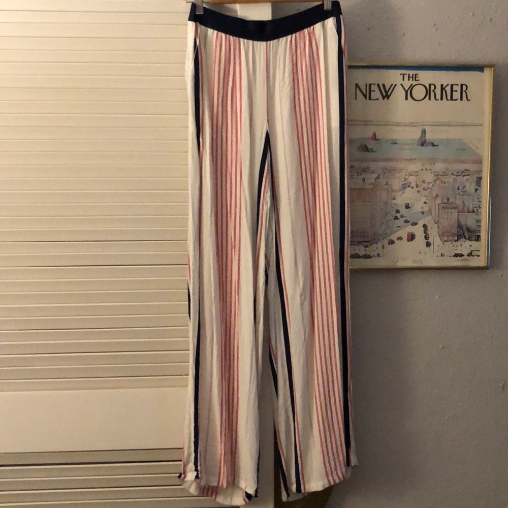 Express Pants in white, red and navy Size S
